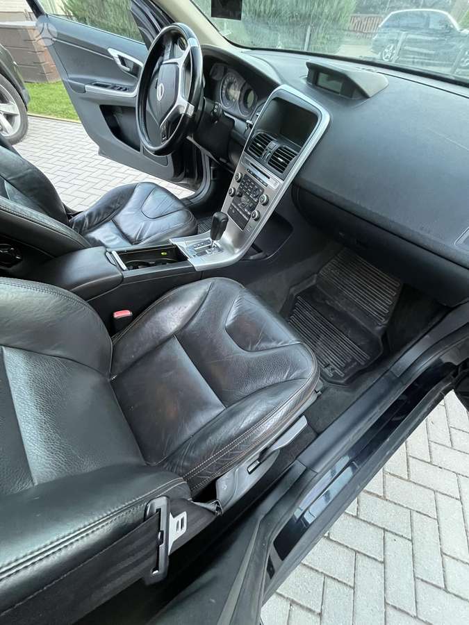 Volvo XC60 - 8