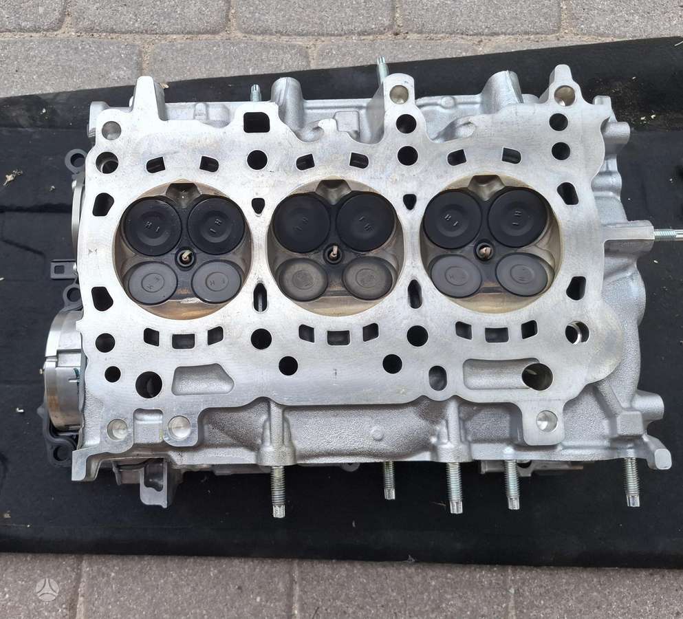 Toyota Yaris Cross kėbulo dalys