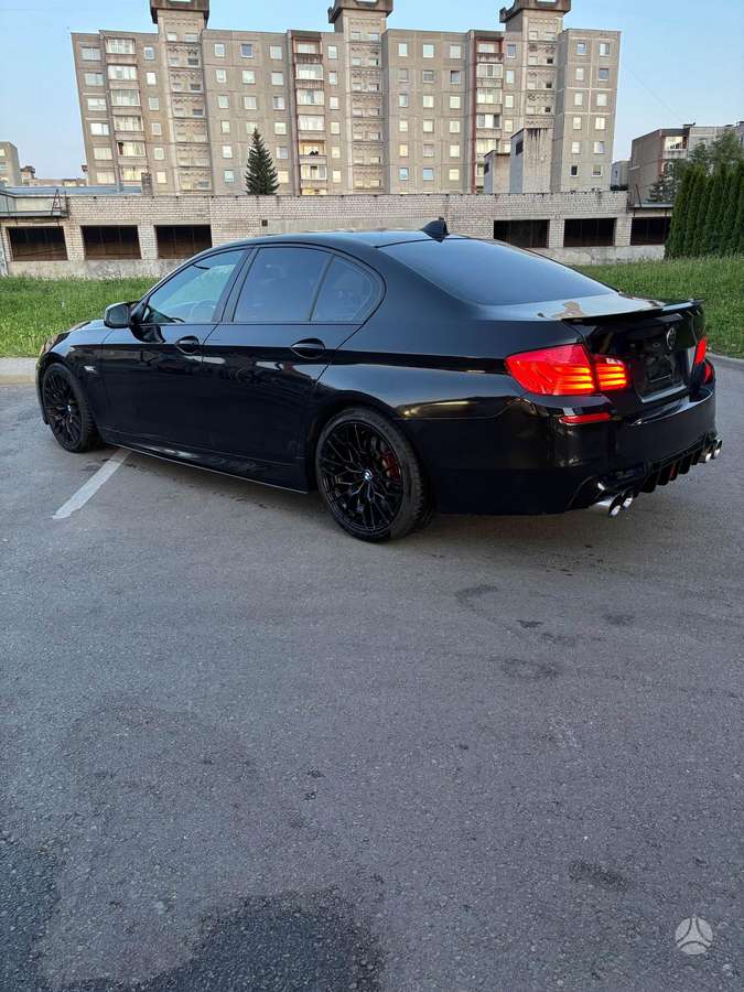 BMW 525, 3.0 l., Седан