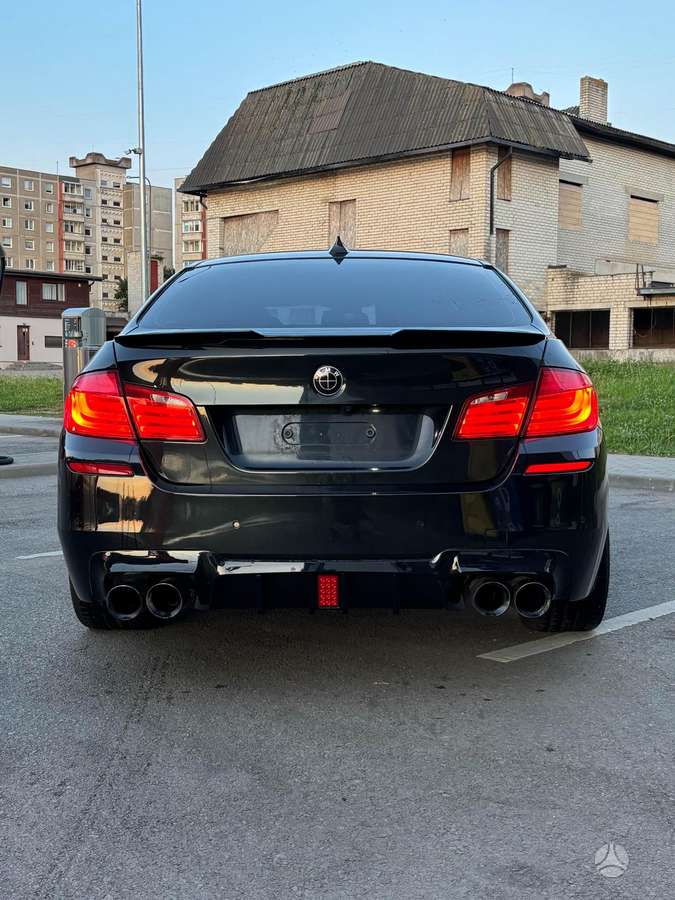 BMW 525, 3.0 l., Седан