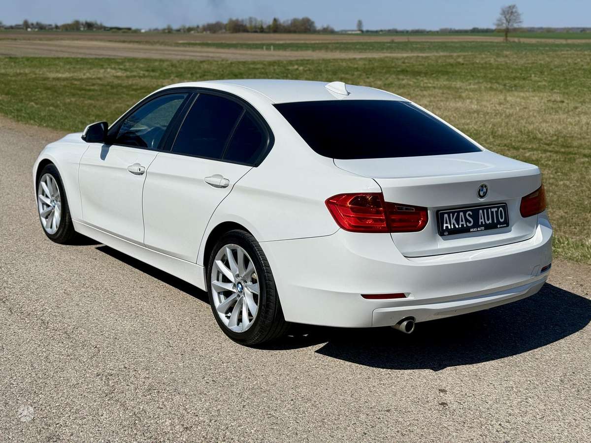 BMW 320, 2.0 l., Седан