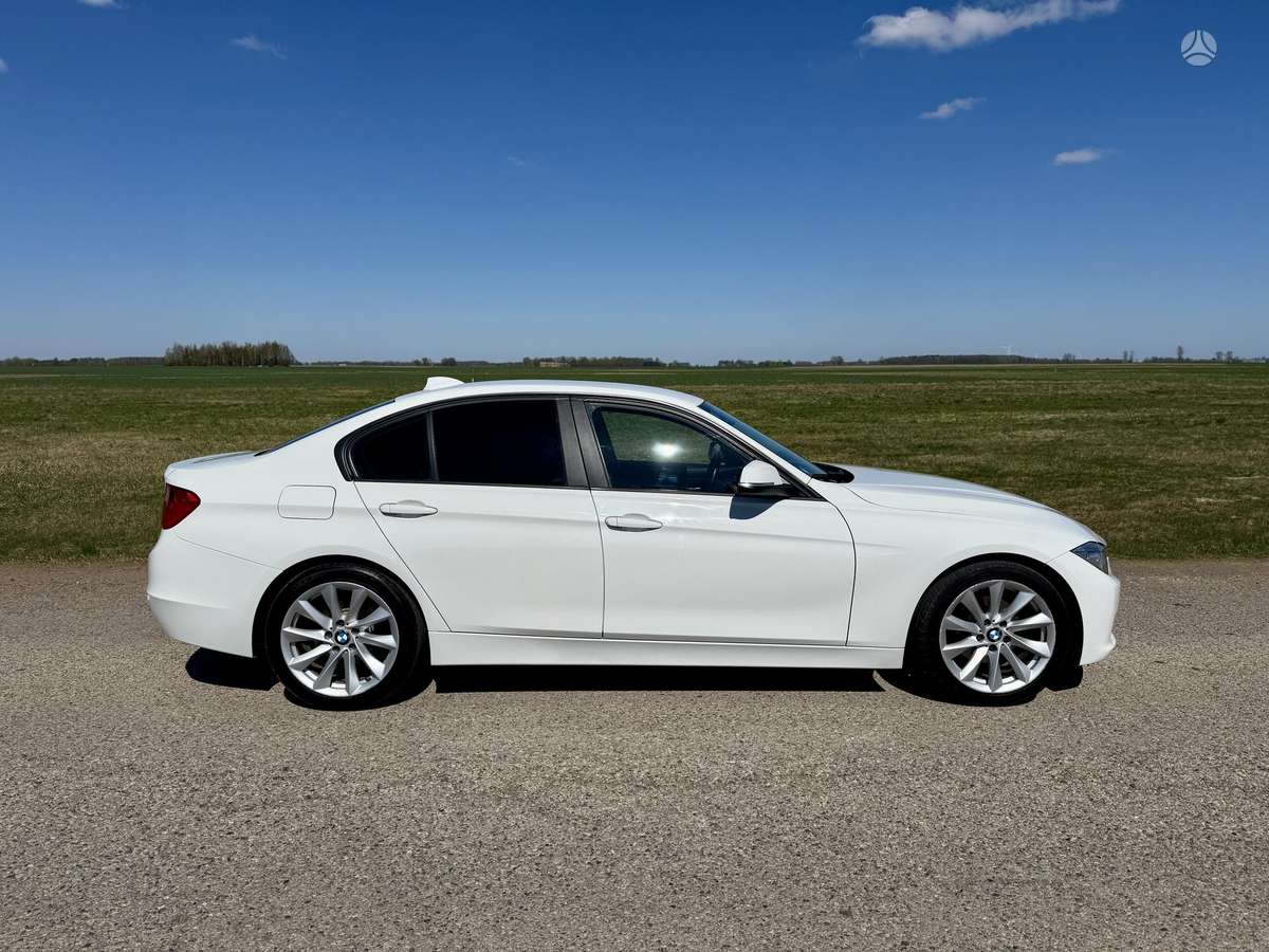 BMW 320, 2.0 l., Седан