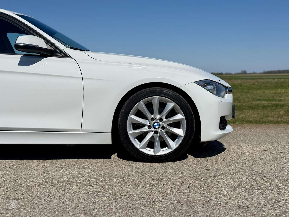 BMW 320, 2.0 l., Седан