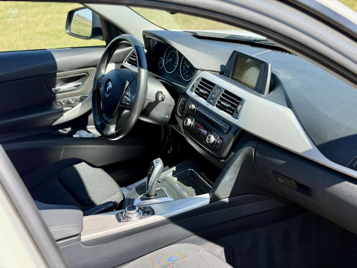 BMW 320, 2.0 l., sedanas