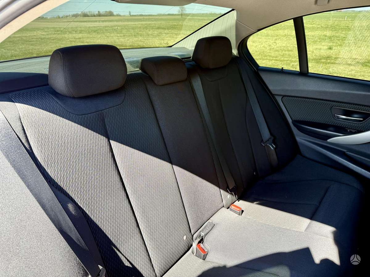 BMW 320, 2.0 l., Седан