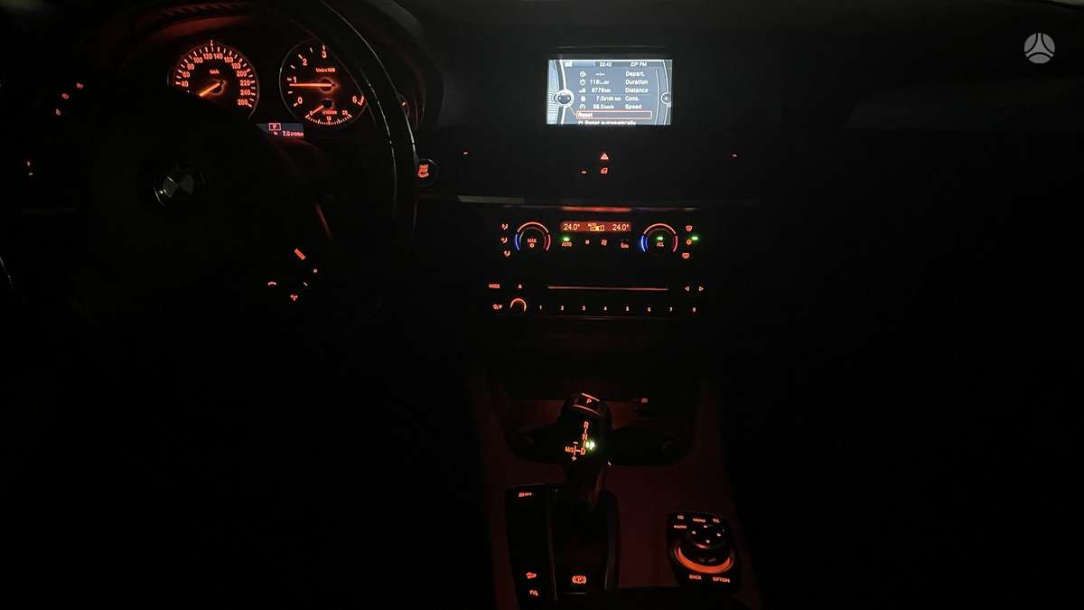 BMW X3, 2.0 l., off-road / crossover