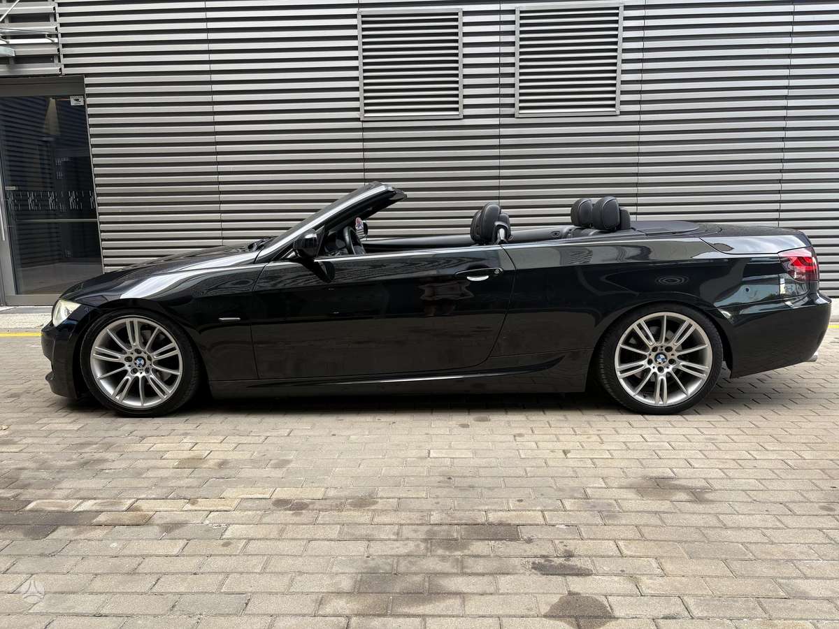 BMW 320, 2.0 l., convertible