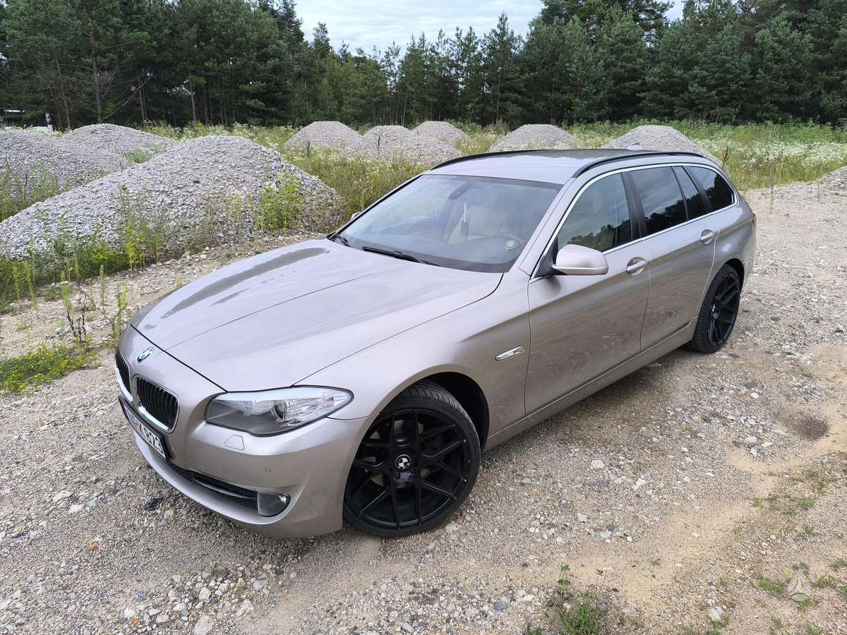BMW 520, 2.0 l., Универсал