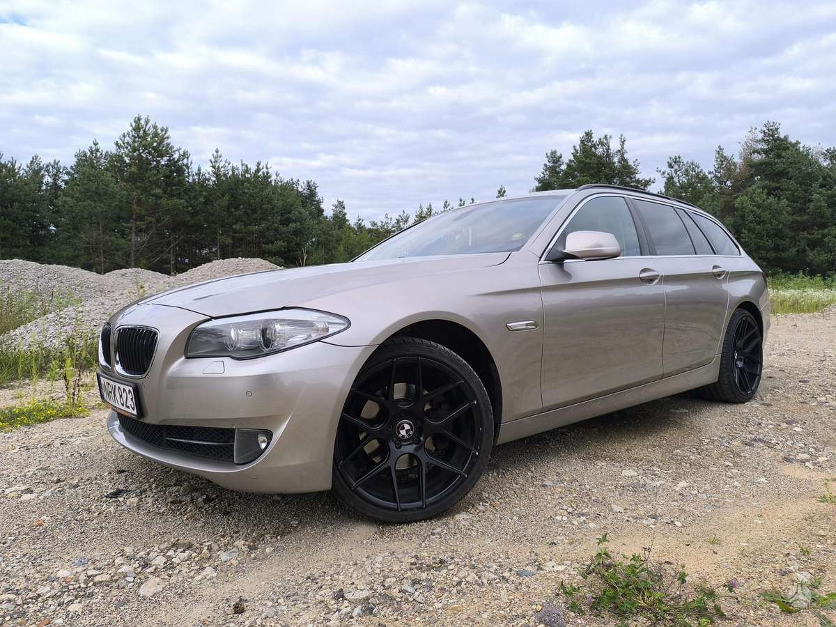 BMW 520, 2.0 l., universalas