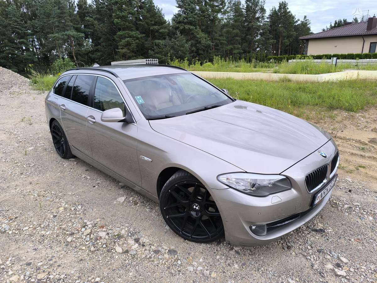 BMW 520, 2.0 l., Универсал