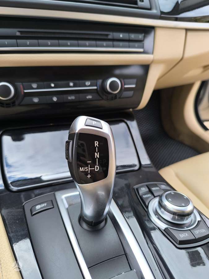 BMW 520, 2.0 l., universalas
