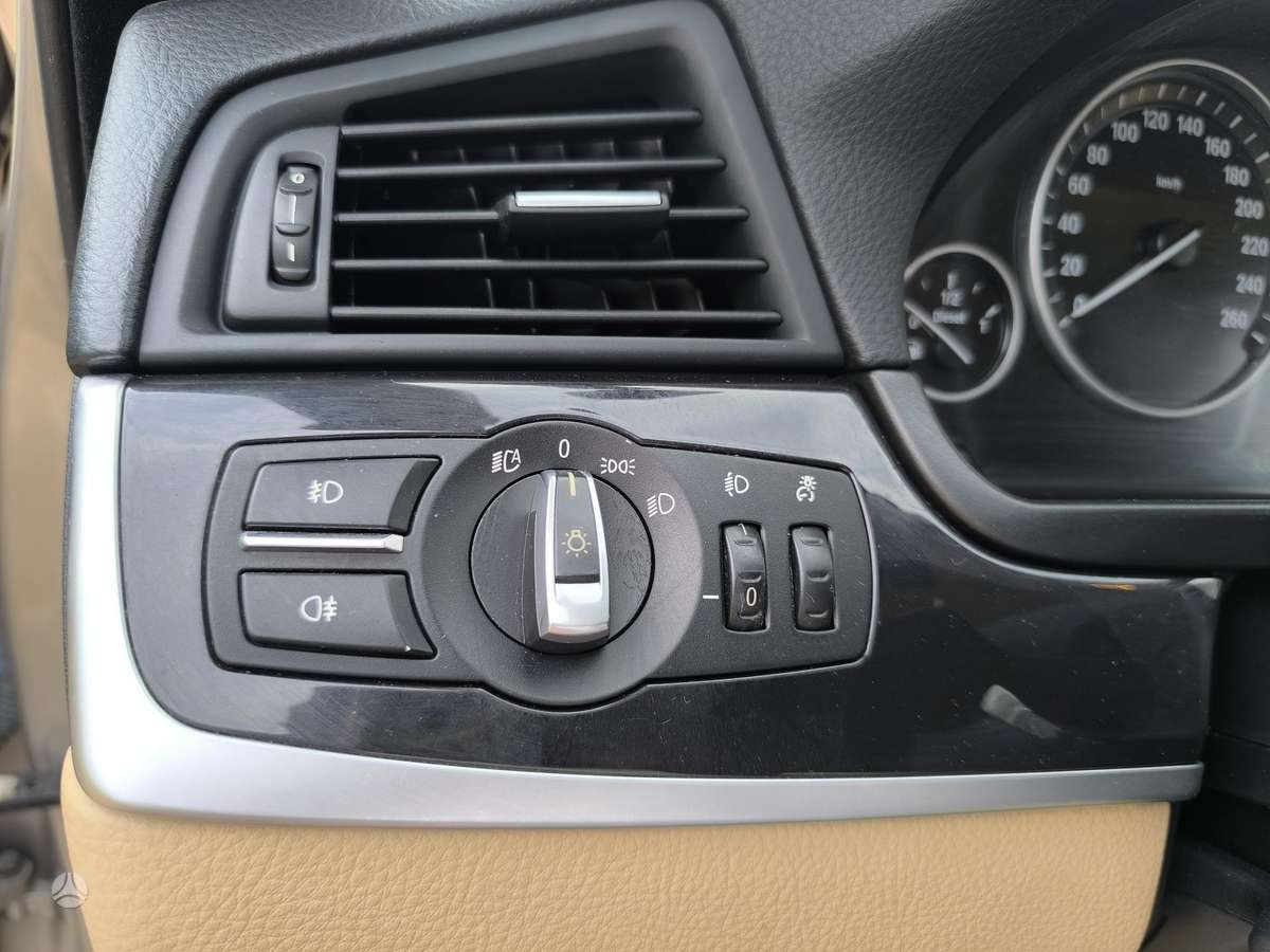 BMW 520, 2.0 l., universalas