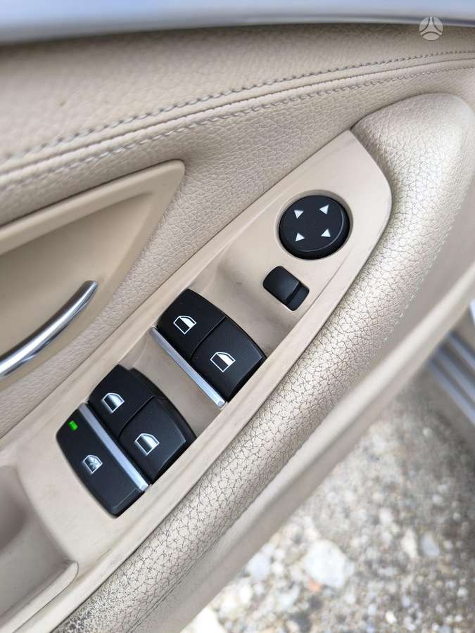 BMW 520, 2.0 l., universalas