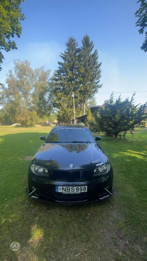 BMW 118, 2.0 l., Хэтчбек