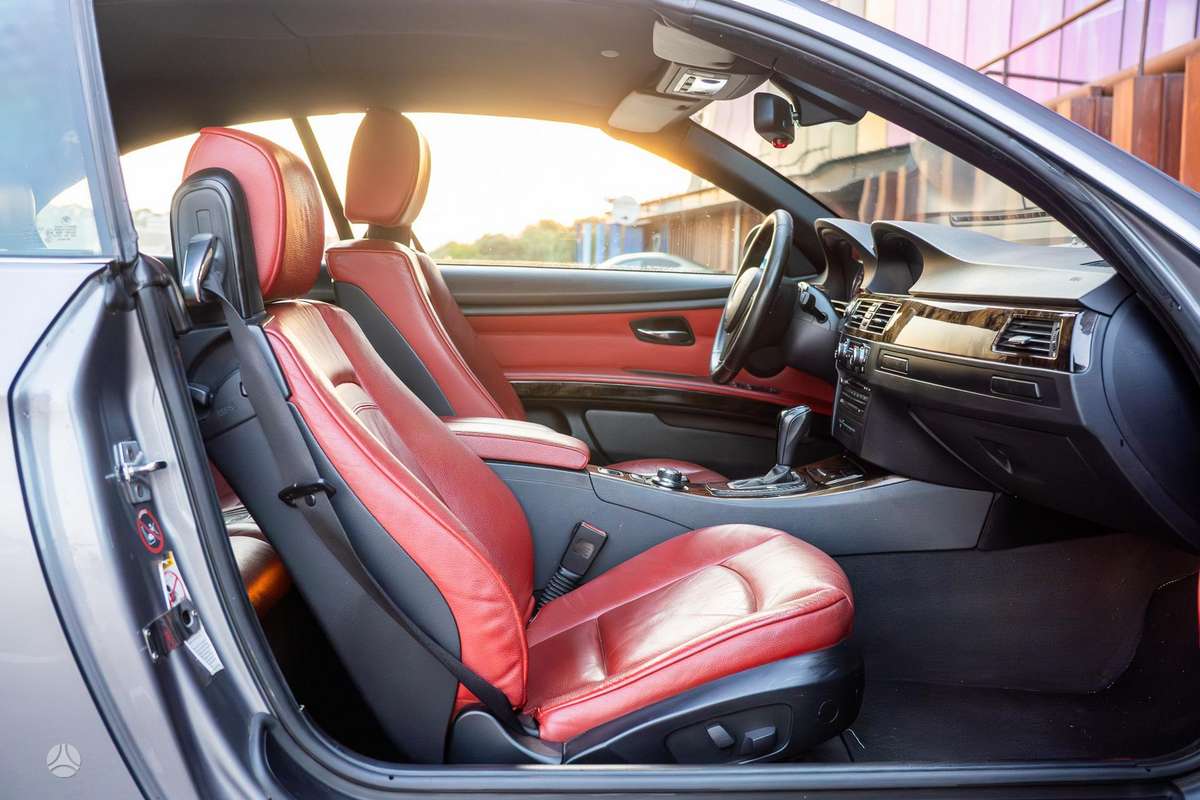 BMW 320, 2.0 l., Кабриолет