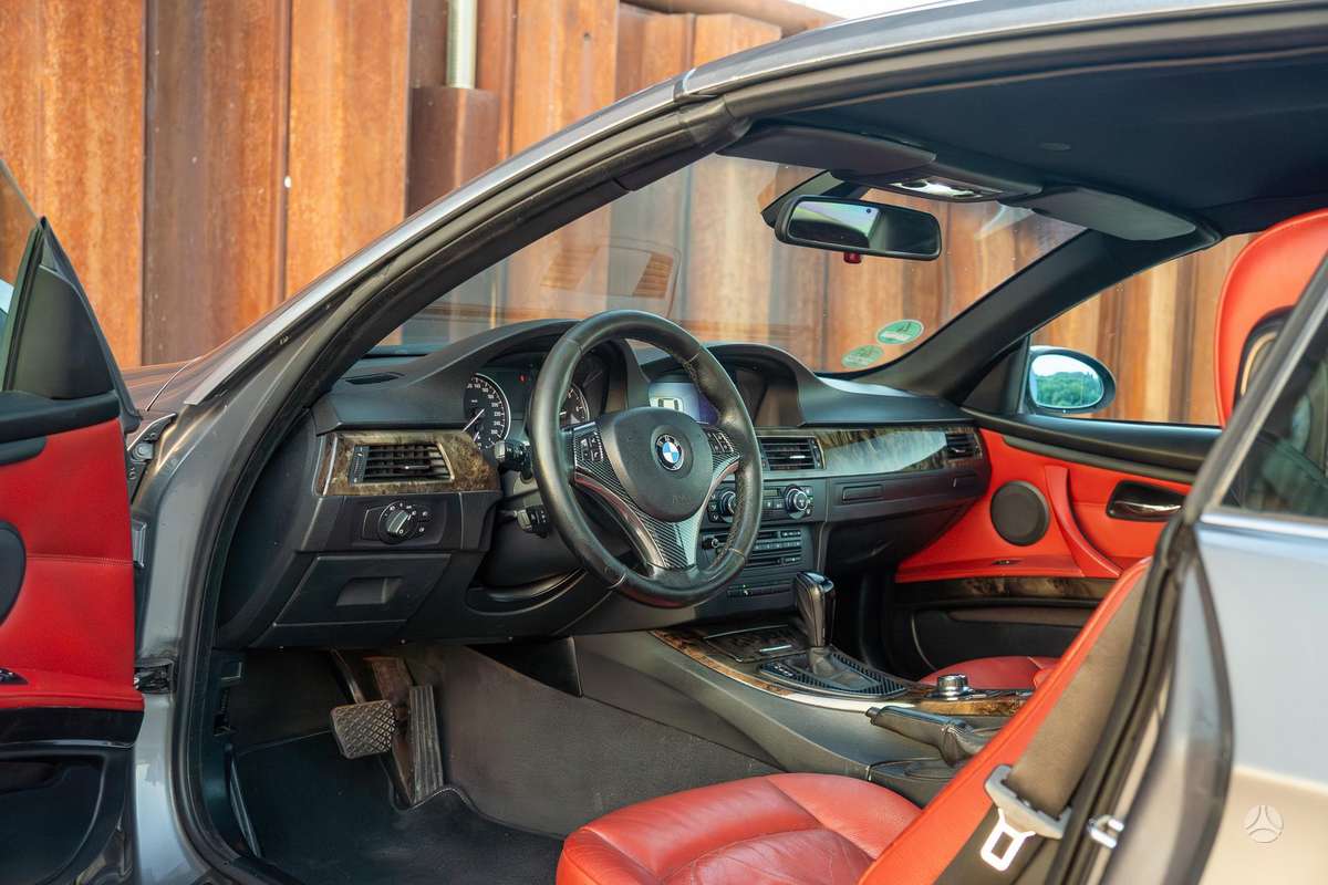 BMW 320, 2.0 l., Кабриолет