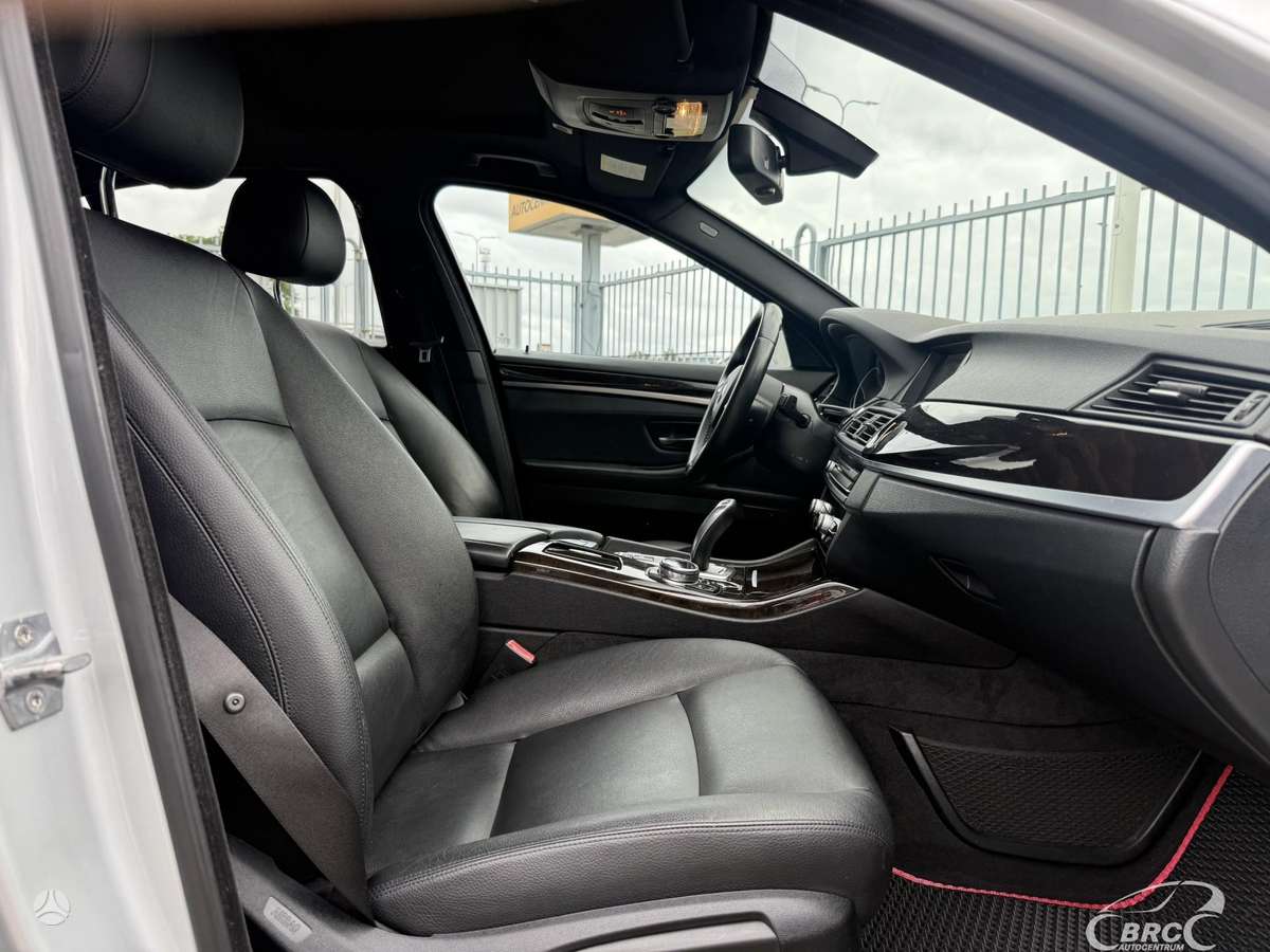 BMW 535, 3.0 l., Седан