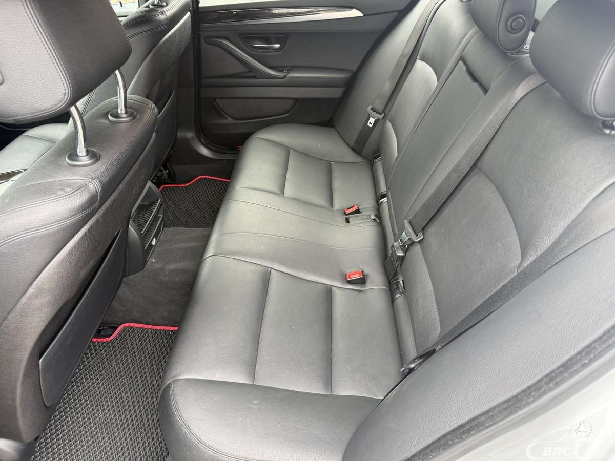 BMW 535, 3.0 l., Седан