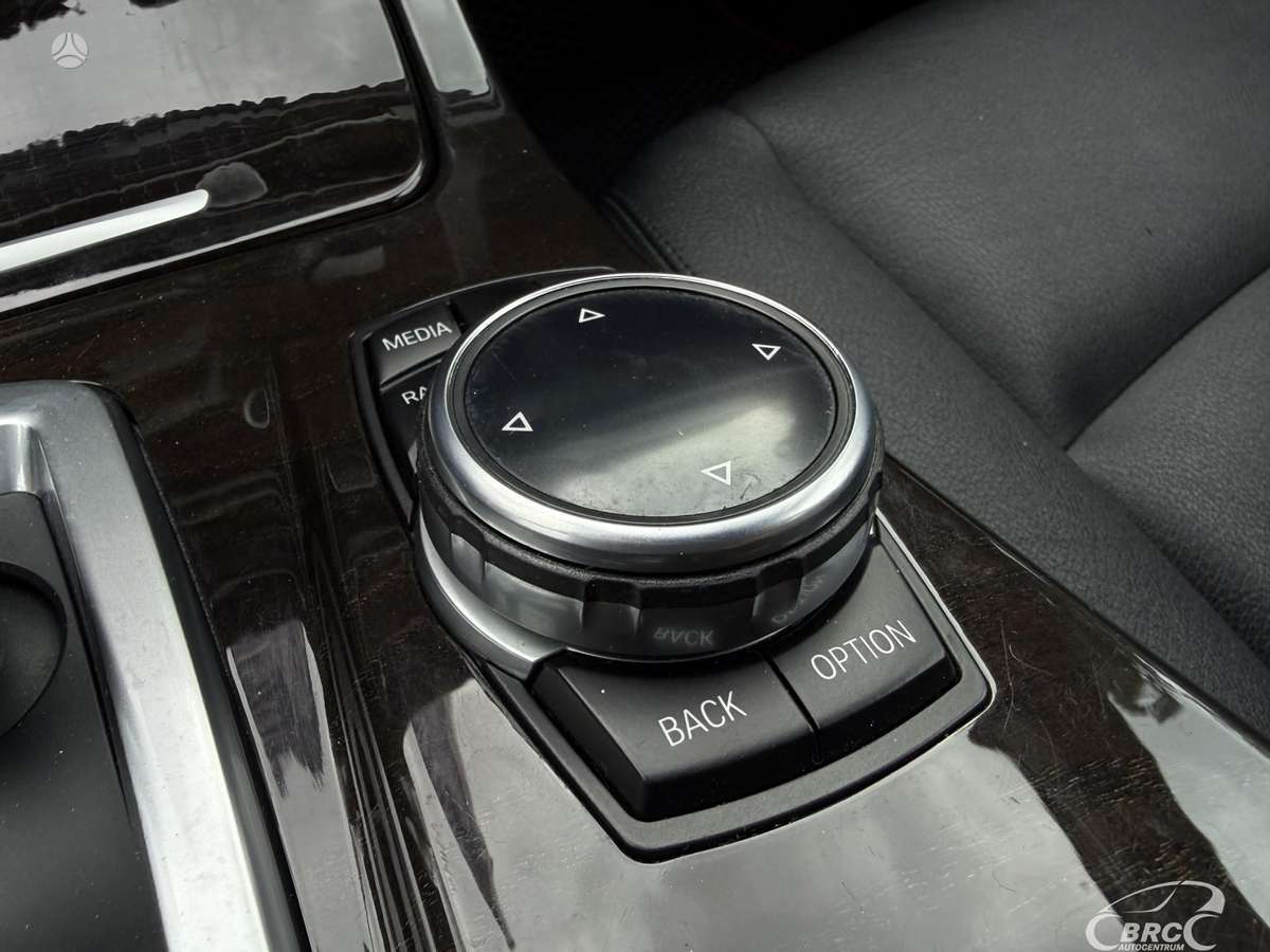 BMW 535, 3.0 l., Седан