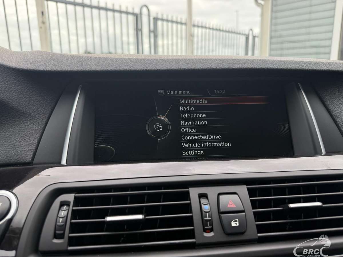 BMW 535, 3.0 l., Седан