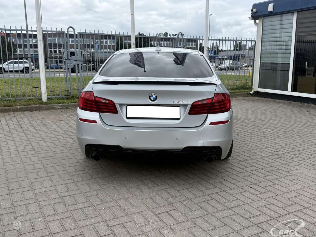BMW 535, 3.0 l., Седан