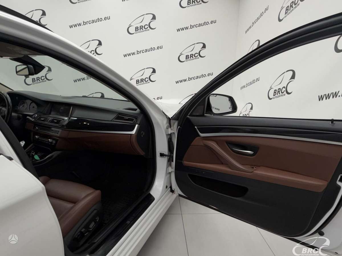 BMW 520, 2.0 l., wagon