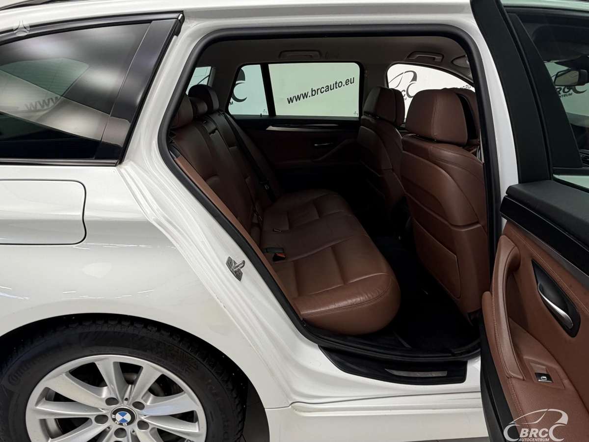 BMW 520, 2.0 l., wagon