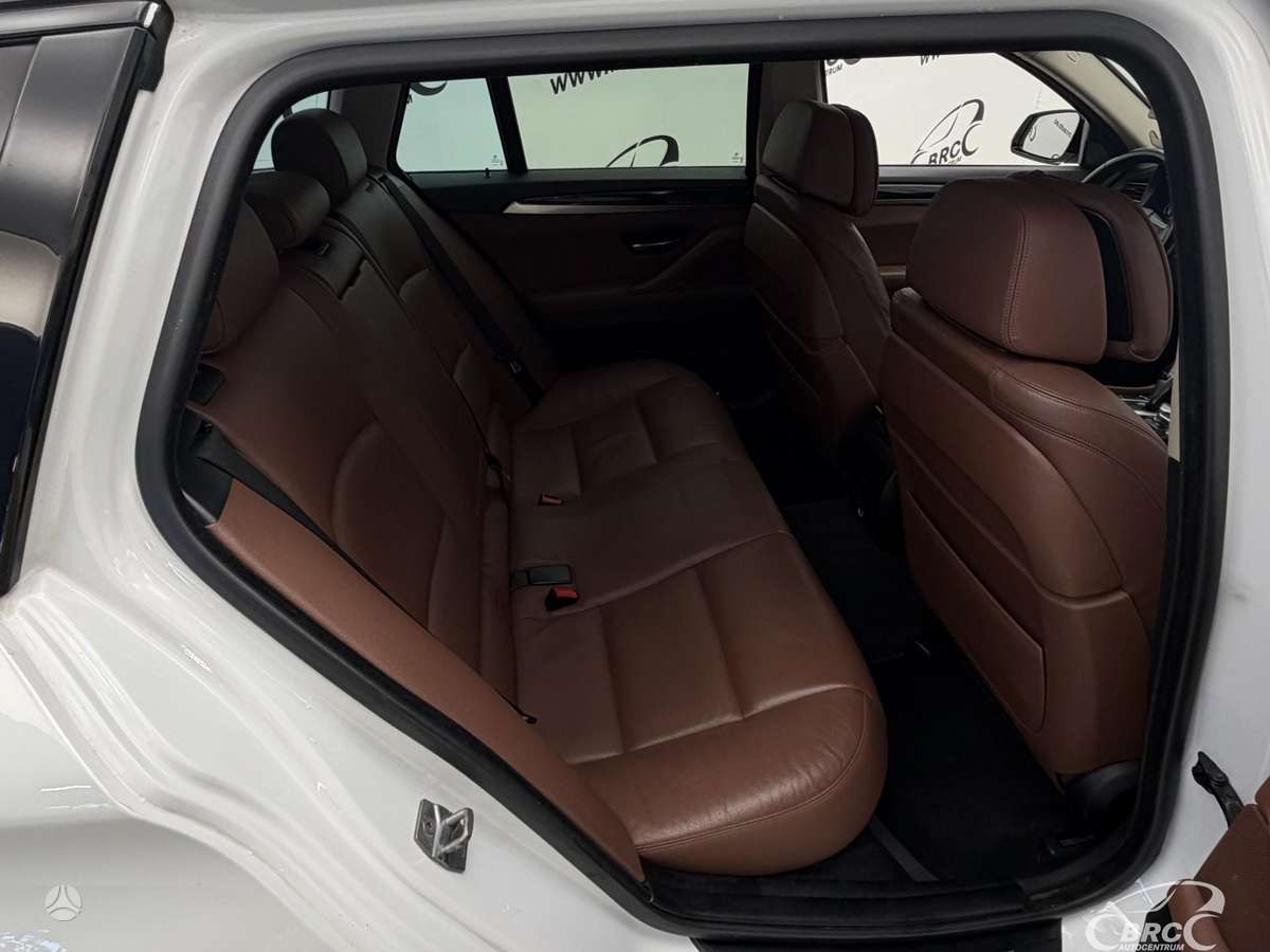 BMW 520, 2.0 l., wagon