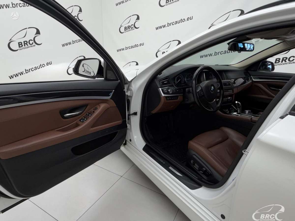 BMW 520, 2.0 l., wagon