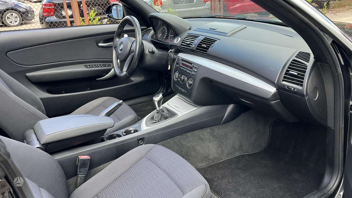 BMW 120, 2.0 l., Кабриолет