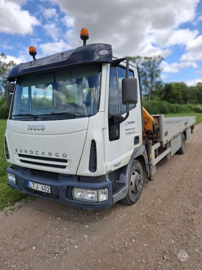 Iveco Euro caro, crane trucks