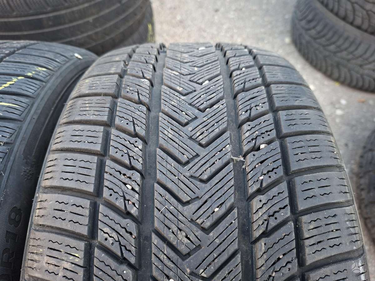 Gripmax, universalios 235/40 R18