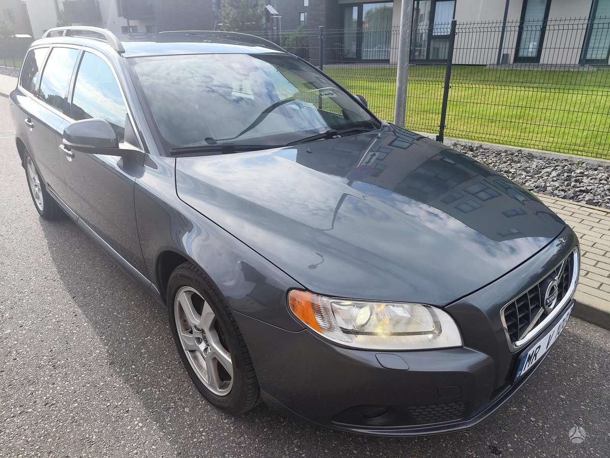 Volvo V70, 2.0 l., Универсал