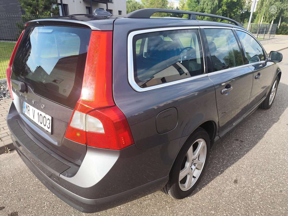 Volvo V70, 2.0 l., Универсал