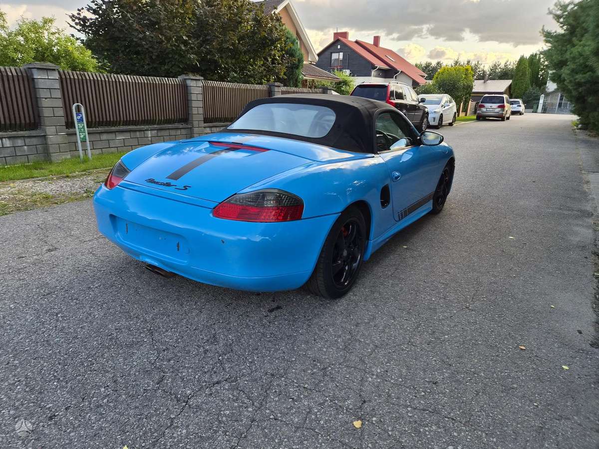 Porsche Boxster - 3