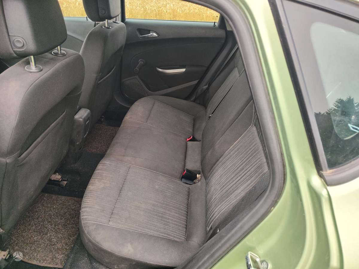 Opel Astra, 1.4 l., Хэтчбек