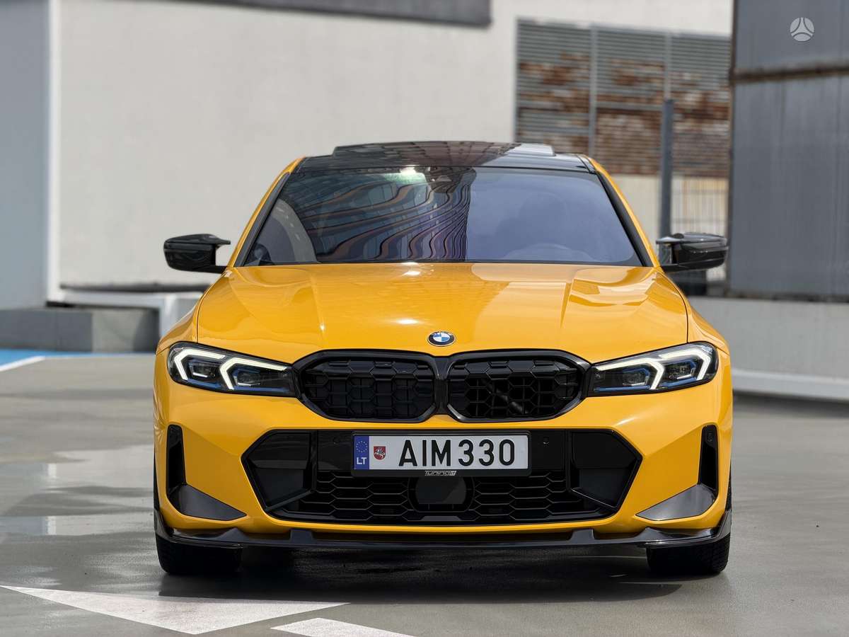 BMW 330, 2.0 l., Седан