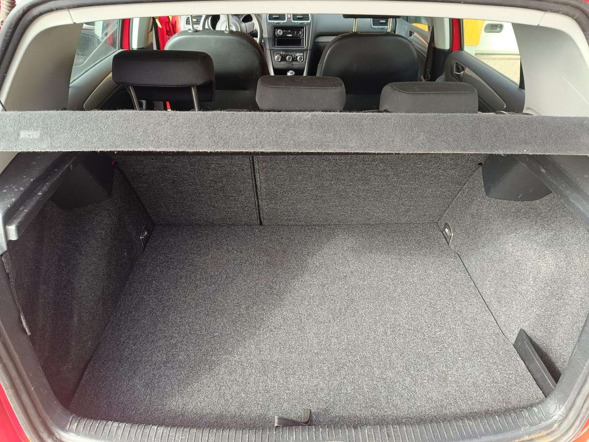 Volkswagen Golf - 7