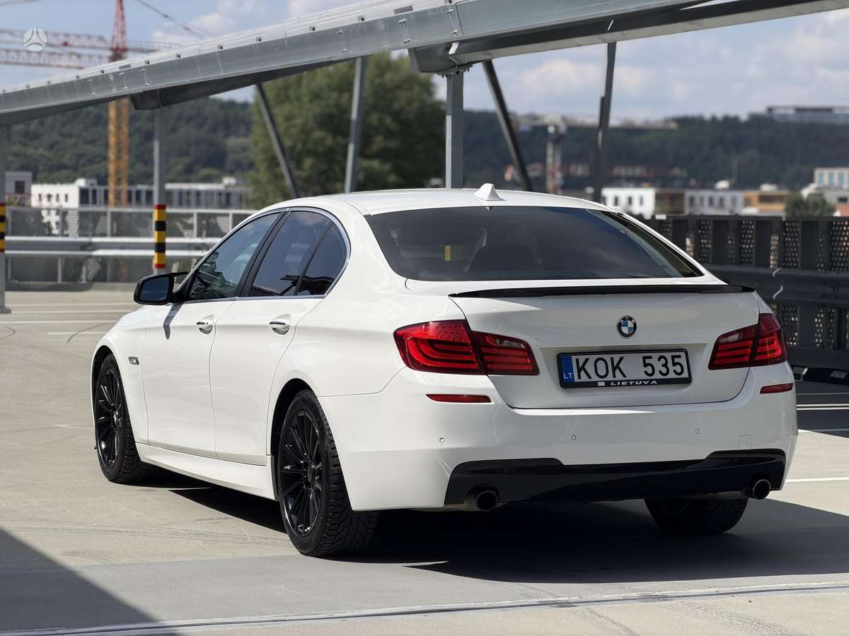 BMW 535, 3.0 l., Седан
