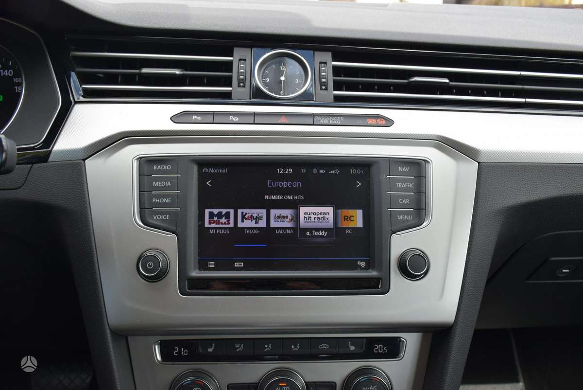 Volkswagen Passat, 1.4 l., Универсал