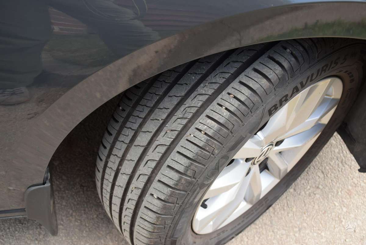 Volkswagen Passat, 1.4 l., Универсал