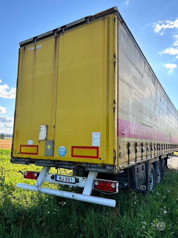 Krone SD, užuolaidinės / tentinės