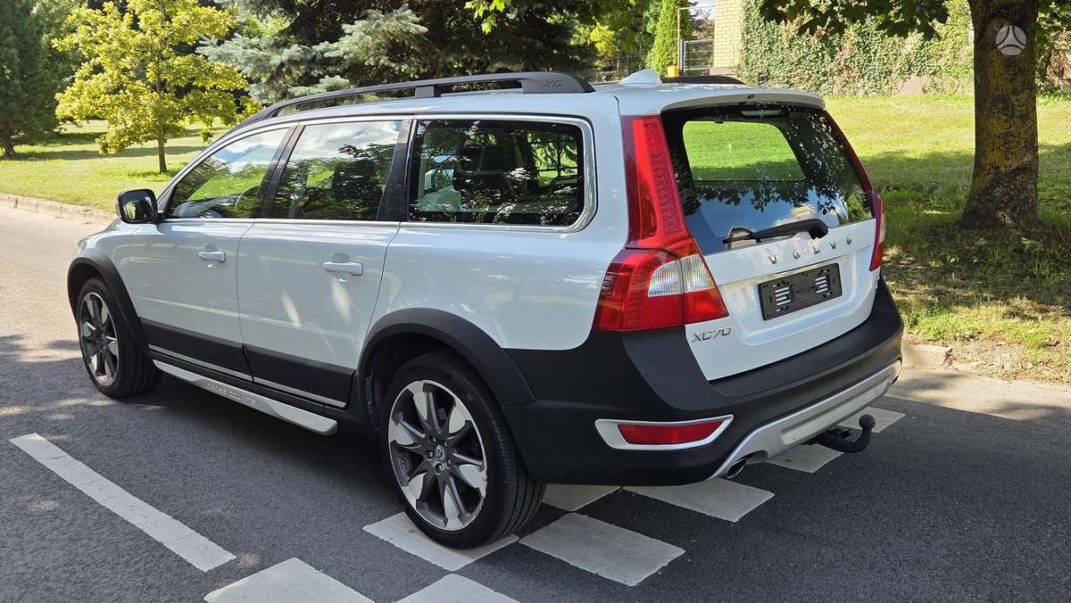 Volvo XC70, 2.4 l., Универсал