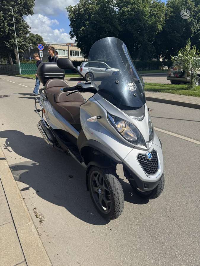 Piaggio MP3 500cc, трициклы