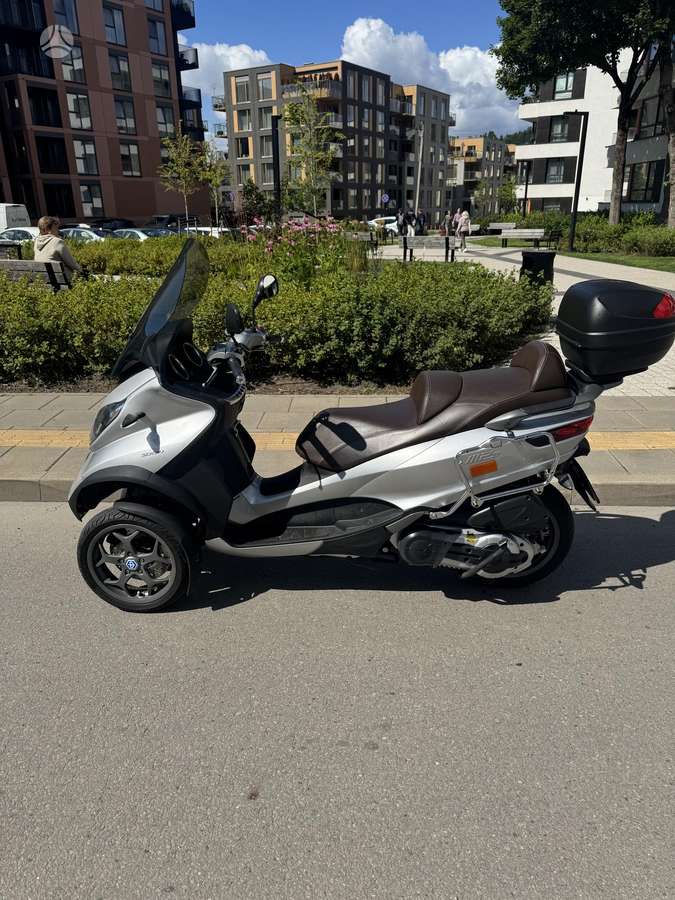 Piaggio MP3 500cc, трициклы