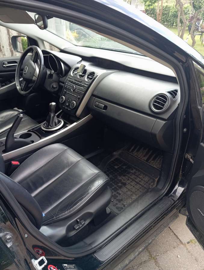 Mazda CX-7, 2.2 l., off-road / crossover