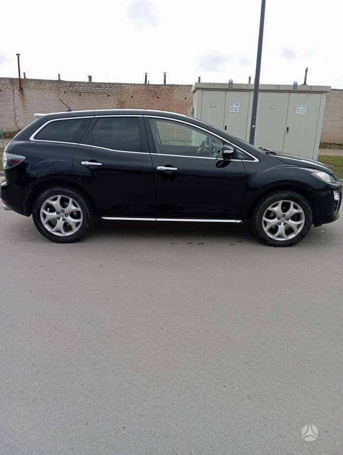 Mazda CX-7, 2.2 l., off-road / crossover