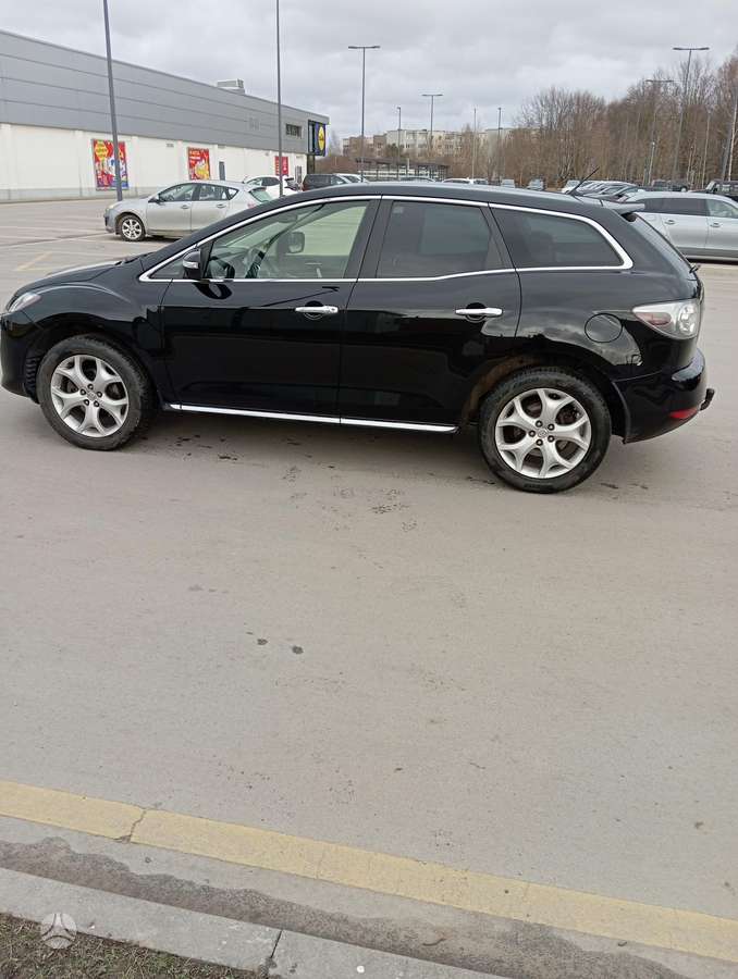 Mazda CX-7, 2.2 l., off-road / crossover