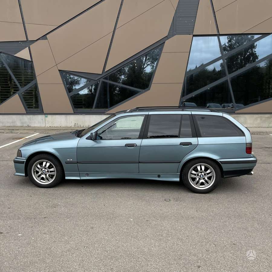 BMW 320, 2.0 l., Универсал