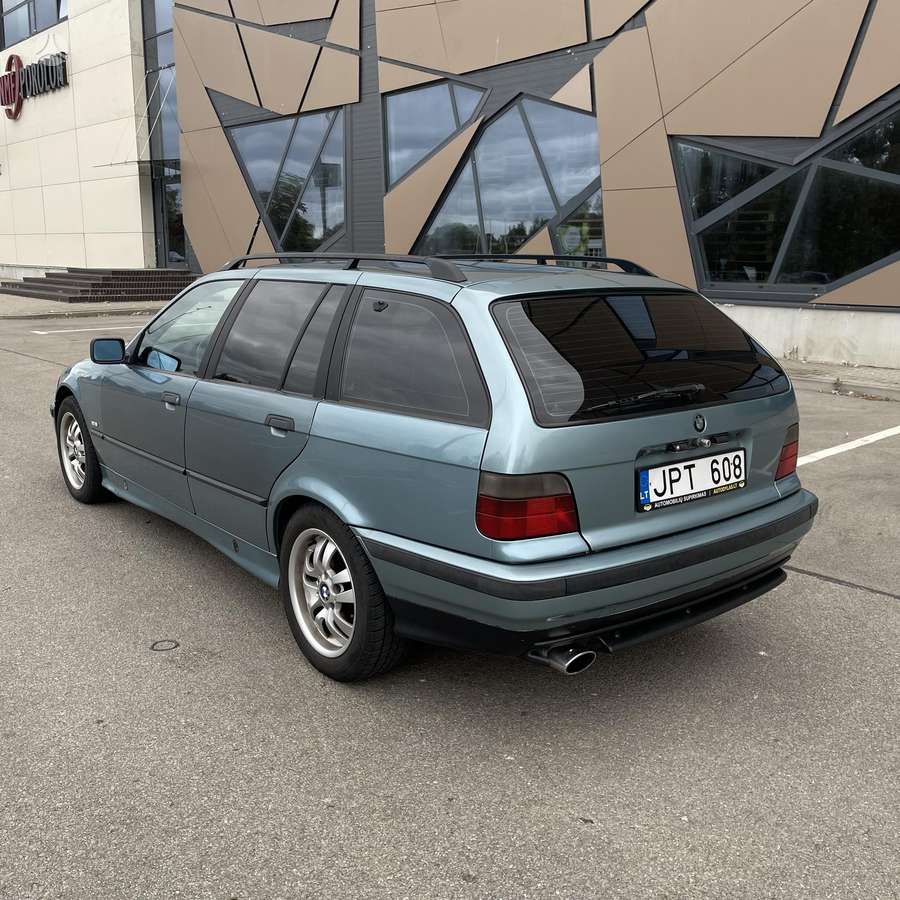 BMW 320, 2.0 l., Универсал